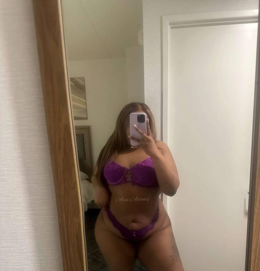 
                        Asia Adams
                     is Female Escorts. | Niagara | Ontario | Canada | scarletamour.com 