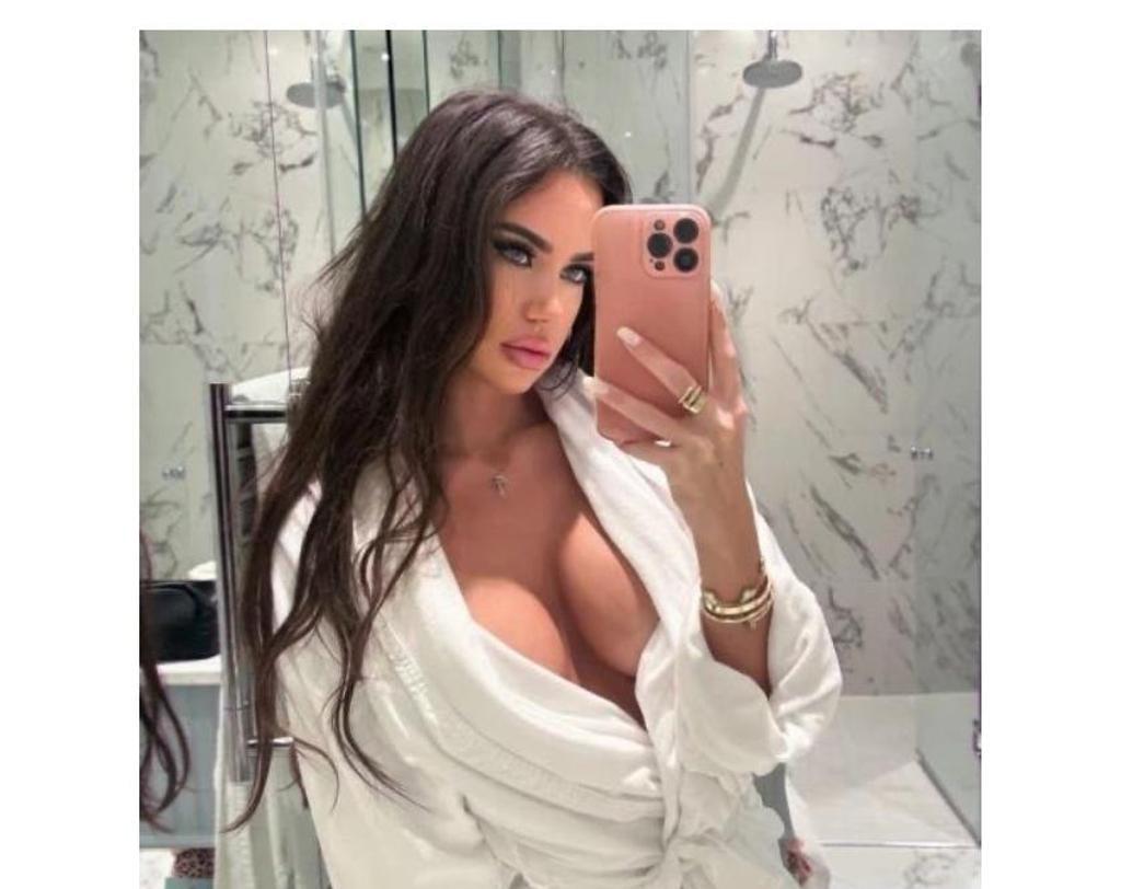  is Female Escorts. | London | United Kingdom | United Kingdom | scarletamour.com 