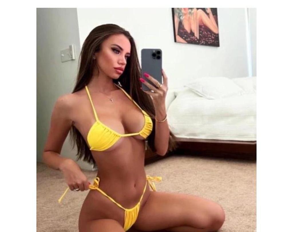  is Female Escorts. | London | United Kingdom | United Kingdom | scarletamour.com 