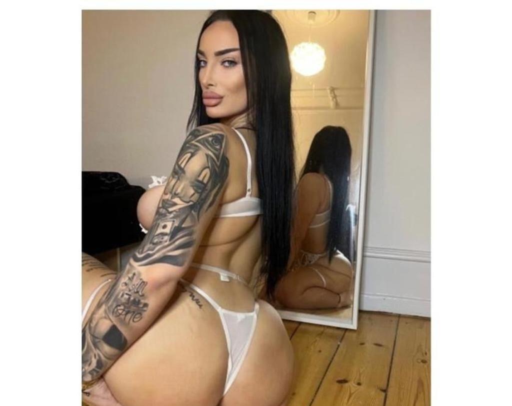  is Female Escorts. | Bath | United Kingdom | United Kingdom | scarletamour.com 
