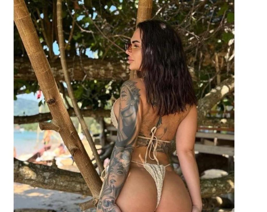  is Female Escorts. | Devon | United Kingdom | United Kingdom | scarletamour.com 