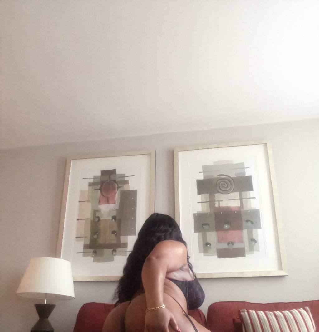 
                        Paris
                     is Female Escorts. | Saskatoon | Saskatchewan | Canada | scarletamour.com 