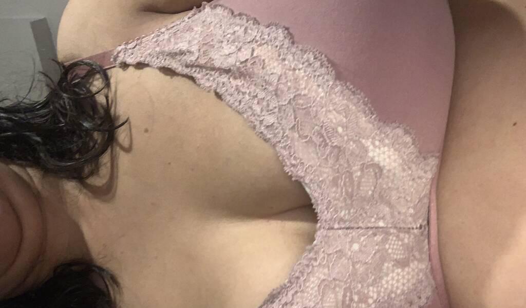 
                        Jen Jones
                     is Female Escorts. | Skeena | British Columbia | Canada | scarletamour.com 