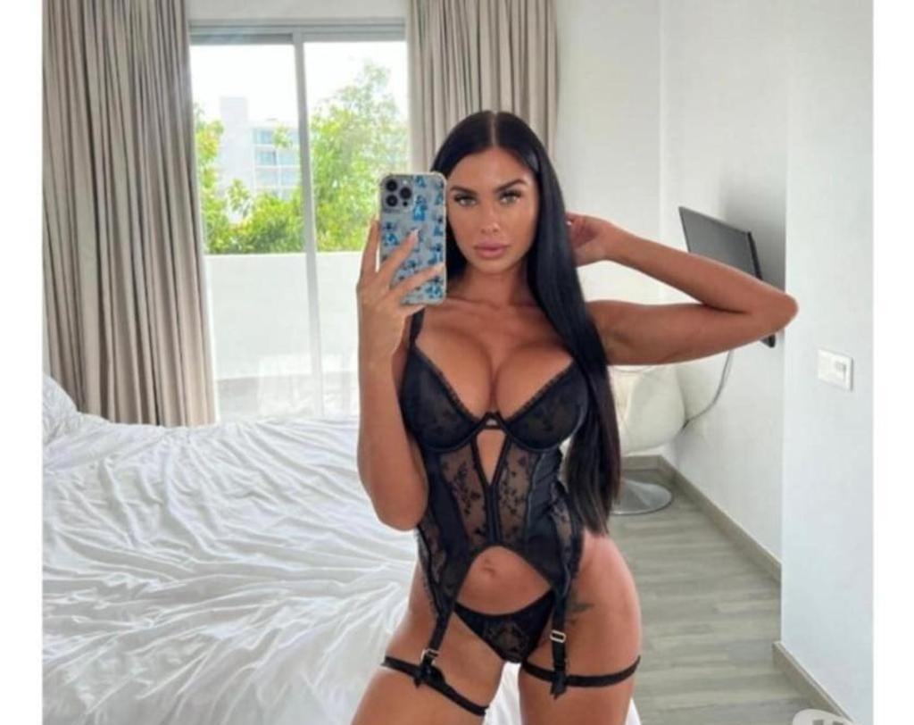  is Female Escorts. | Wales | United Kingdom | United Kingdom | scarletamour.com 