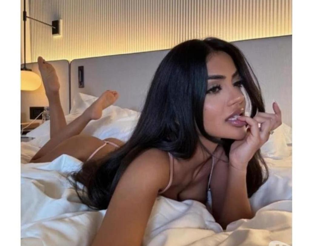  is Female Escorts. | Bath | United Kingdom | United Kingdom | scarletamour.com 
