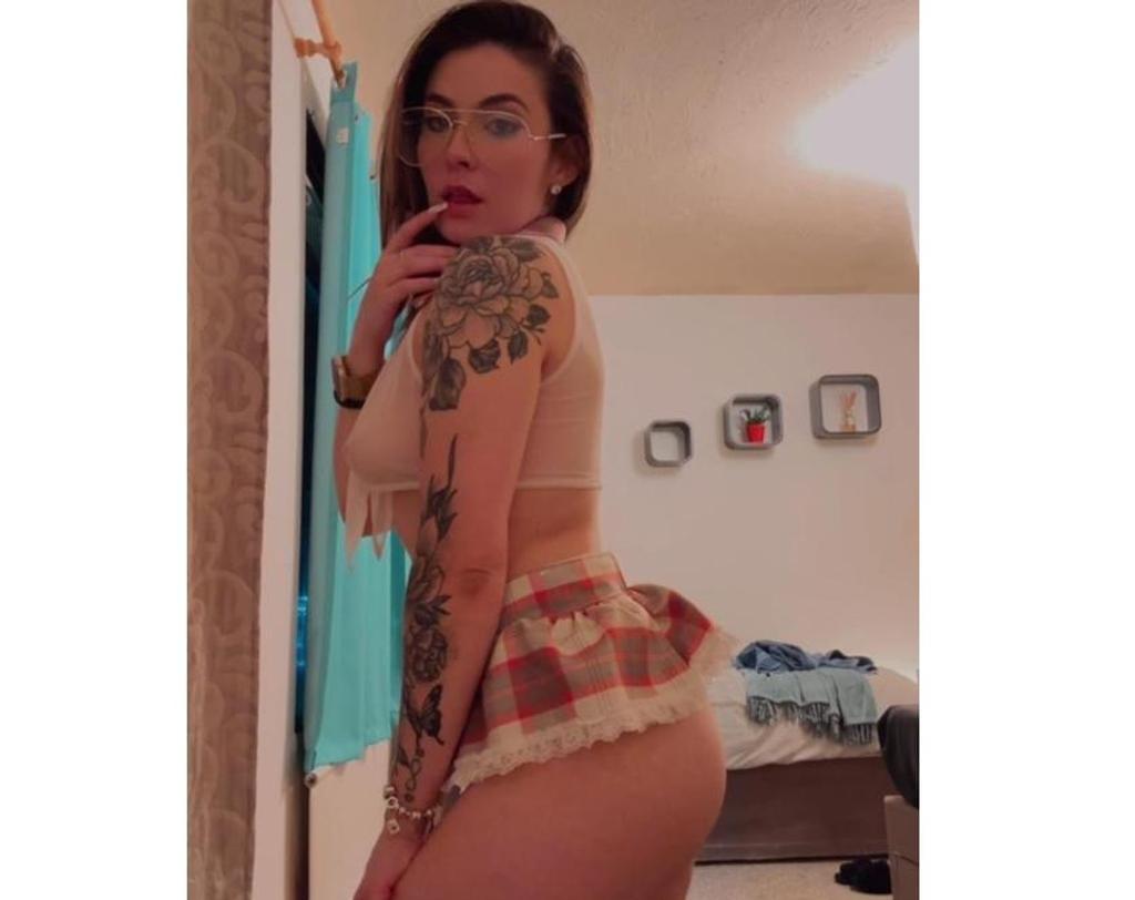  is Female Escorts. | Devon | United Kingdom | United Kingdom | scarletamour.com 
