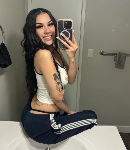  is Female Escorts. | San Antonio | Texas | United States | scarletamour.com 