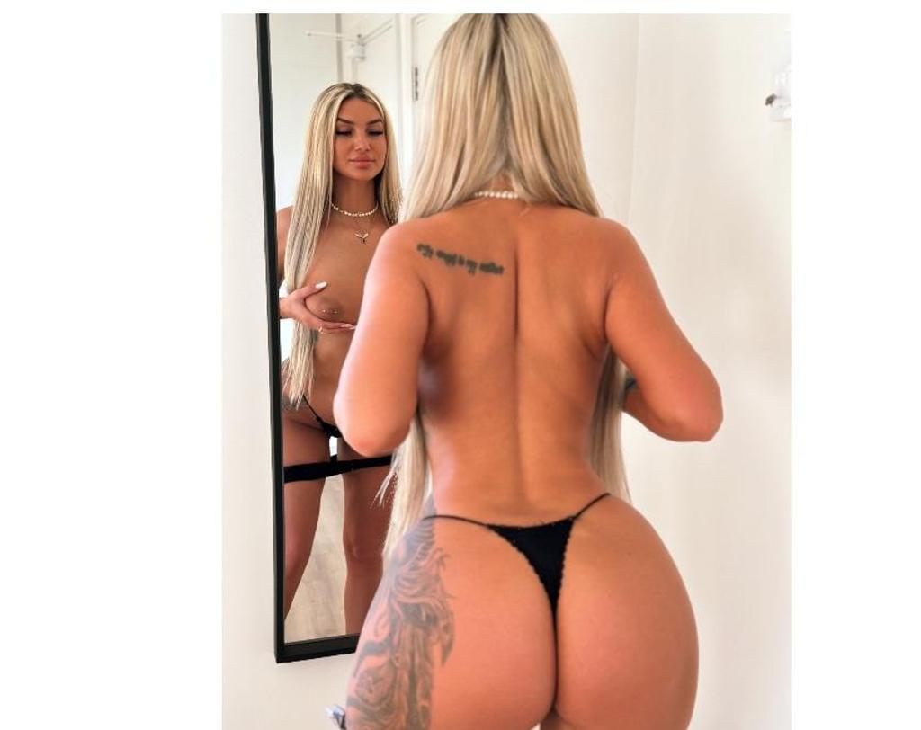  is Female Escorts. | Belfast | United Kingdom | United Kingdom | scarletamour.com 