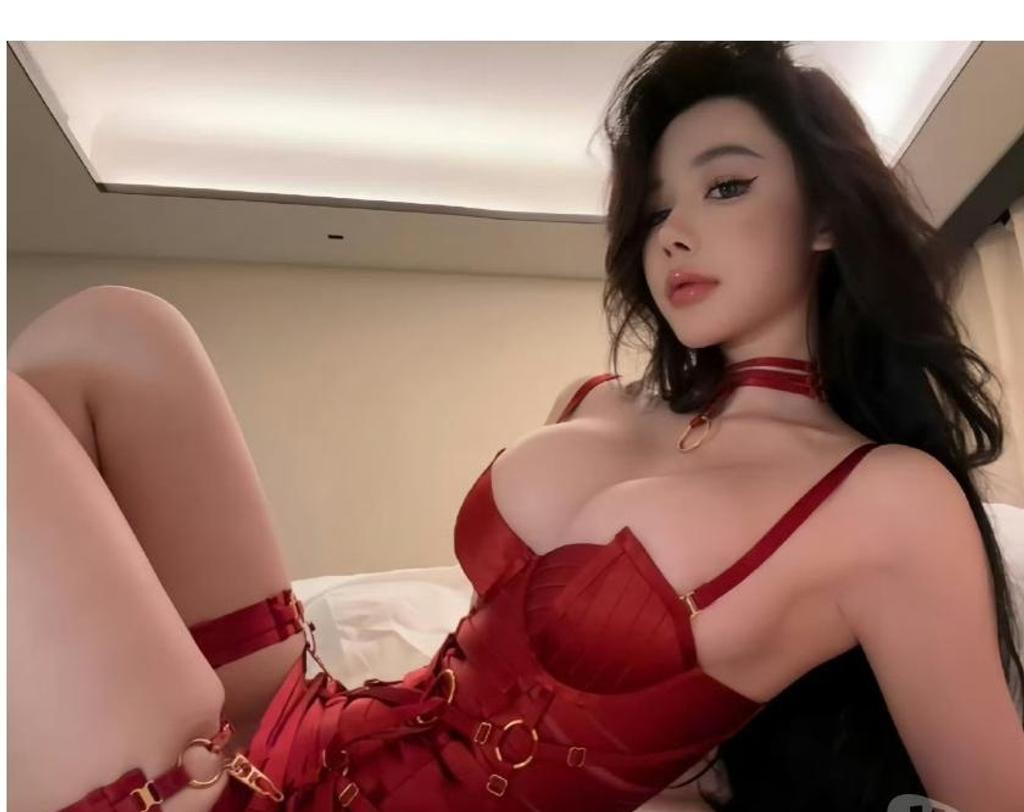  is Female Escorts. | Essex | United Kingdom | United Kingdom | scarletamour.com 