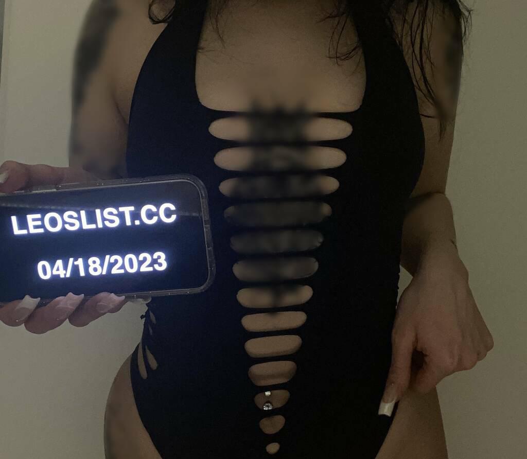 
                        Ella
                     is Female Escorts. | Niagara | Ontario | Canada | scarletamour.com 