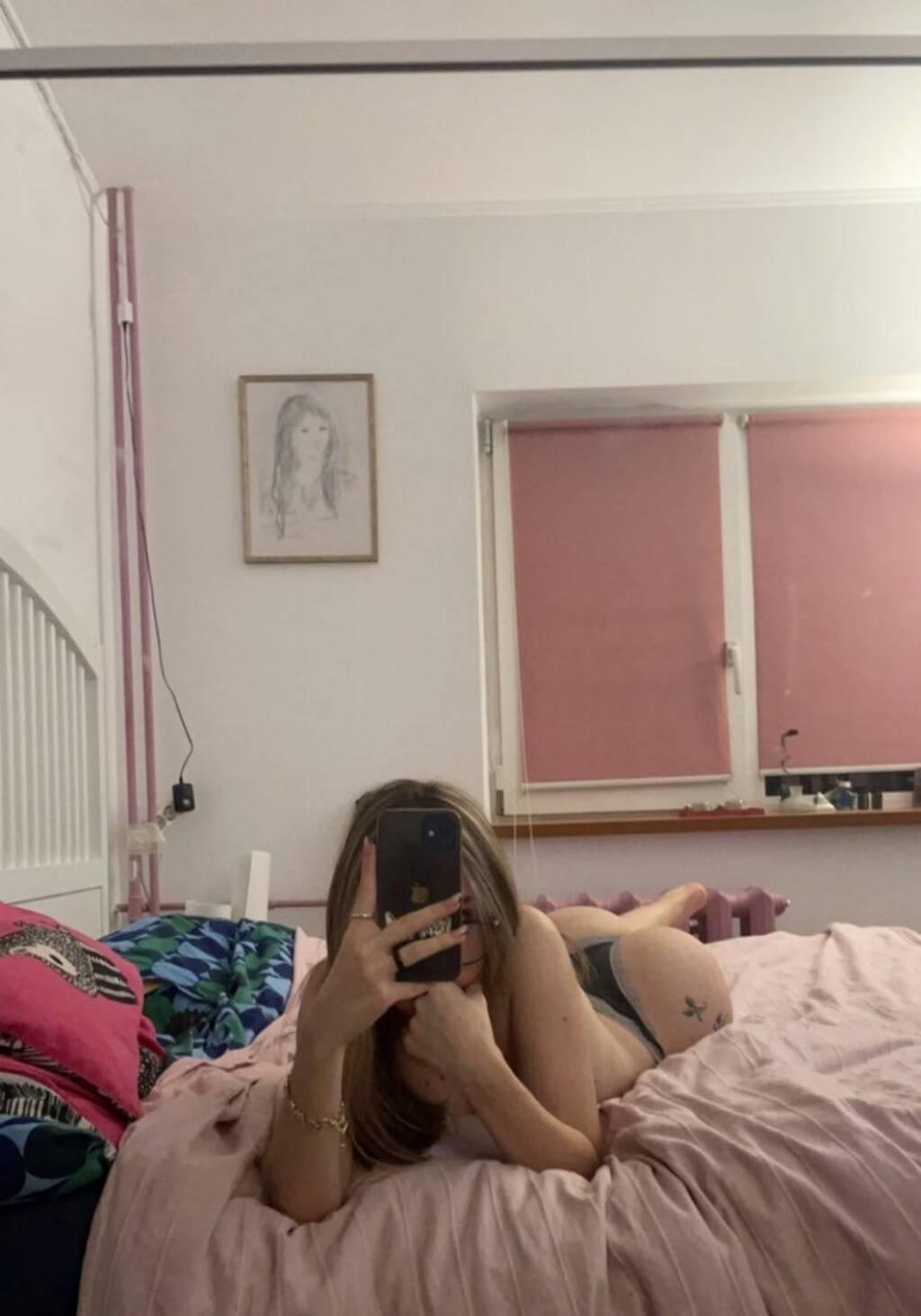 
                        Lea
                     is Female Escorts. | Thunder Bay | Ontario | Canada | scarletamour.com 