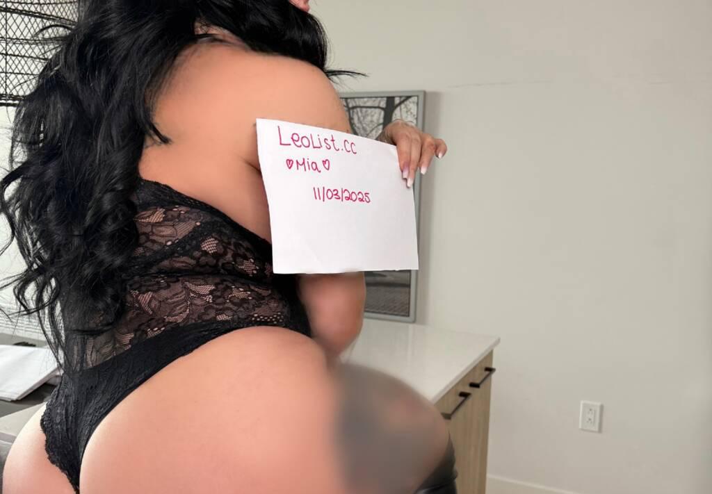 
                        Mia ARGENT COMPTANT
                     is Female Escorts. | Sherbrooke | Quebec | Canada | scarletamour.com 