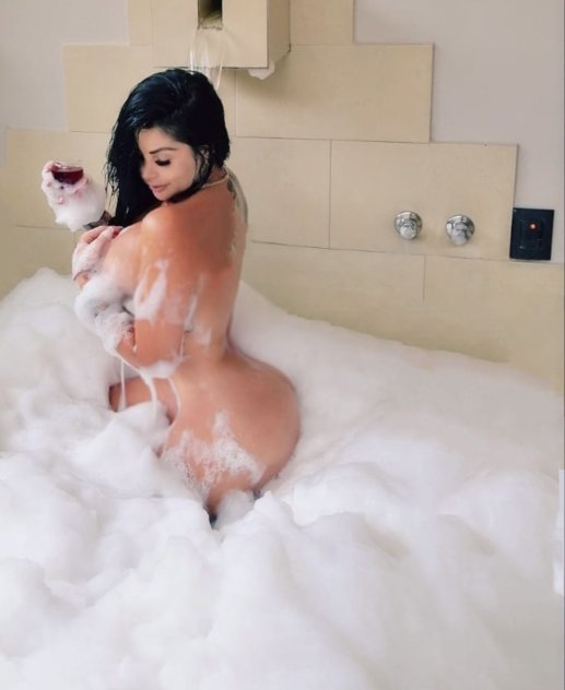  is Female Escorts. | Fort Myers | Florida | United States | scarletamour.com 