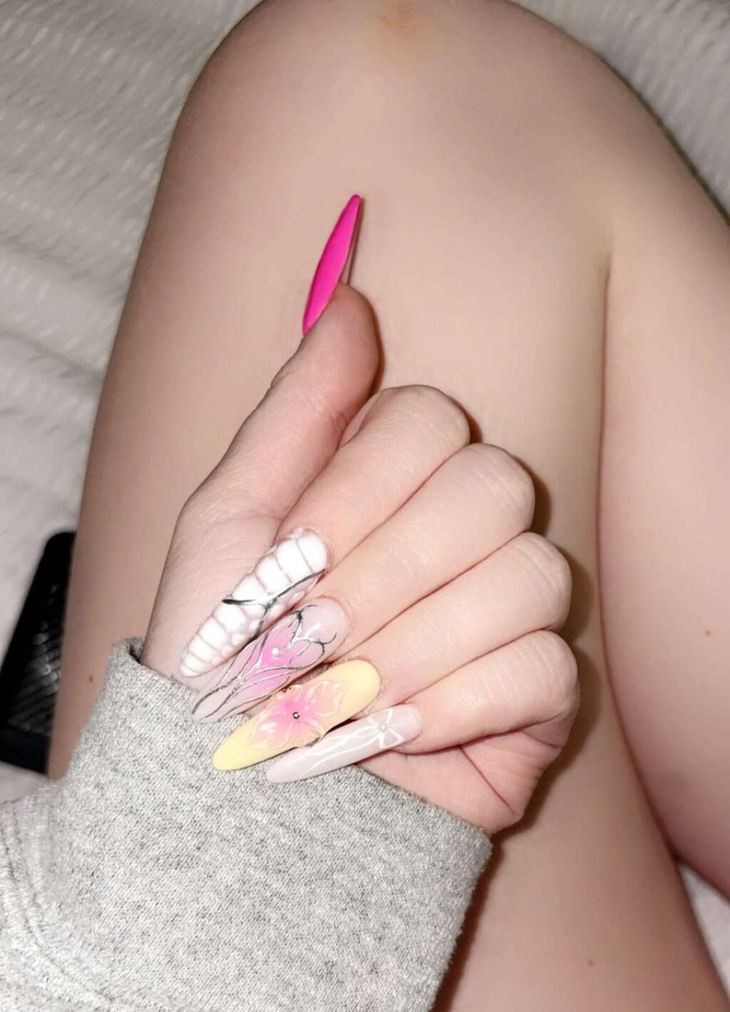
                        Amy Lynn
                     is Female Escorts. | Kitchener | Ontario | Canada | scarletamour.com 