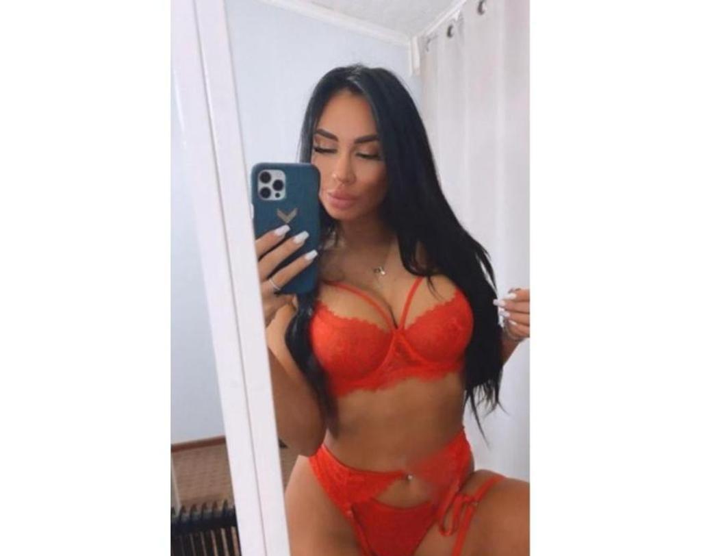  is Female Escorts. | Manchester | United Kingdom | United Kingdom | scarletamour.com 