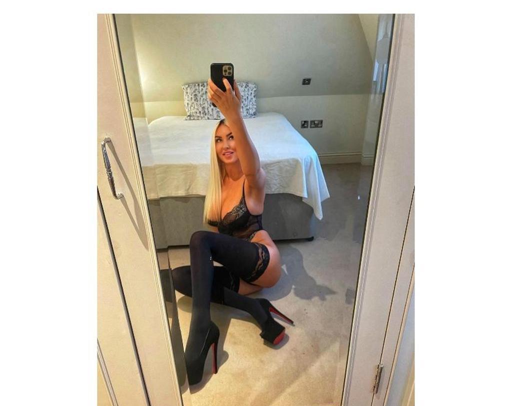  is Female Escorts. | Kent | United Kingdom | United Kingdom | scarletamour.com 