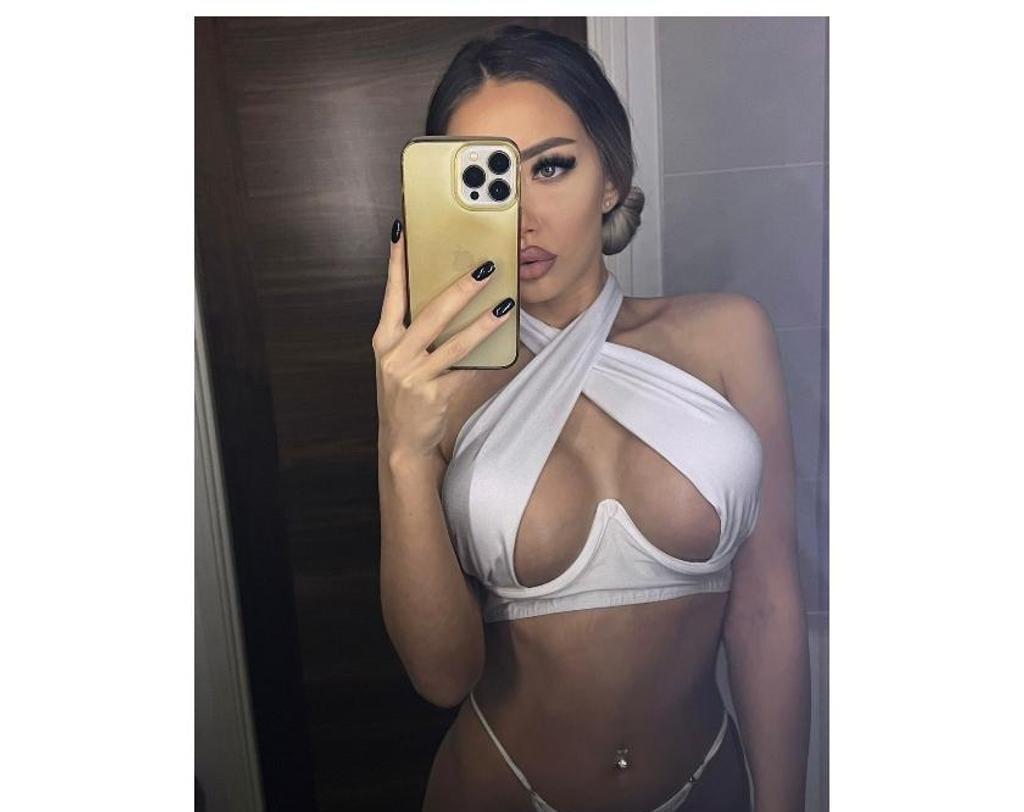  is Female Escorts. | Kent | United Kingdom | United Kingdom | scarletamour.com 