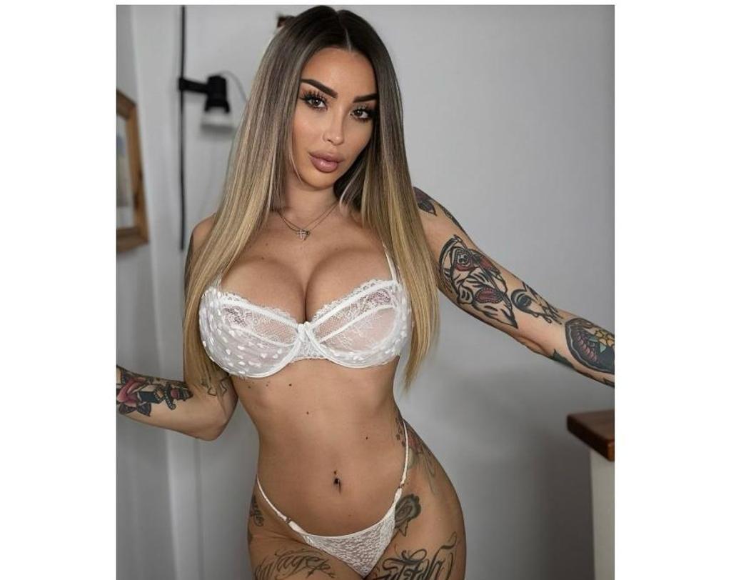  is Female Escorts. | Leeds | United Kingdom | United Kingdom | scarletamour.com 