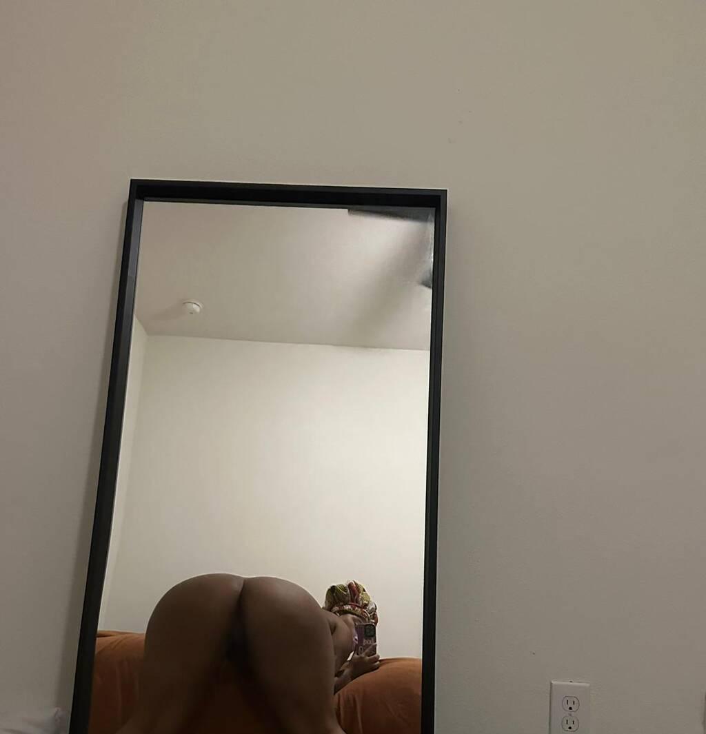 
                        Aisa
                     is Female Escorts. | Guelph | Ontario | Canada | scarletamour.com 