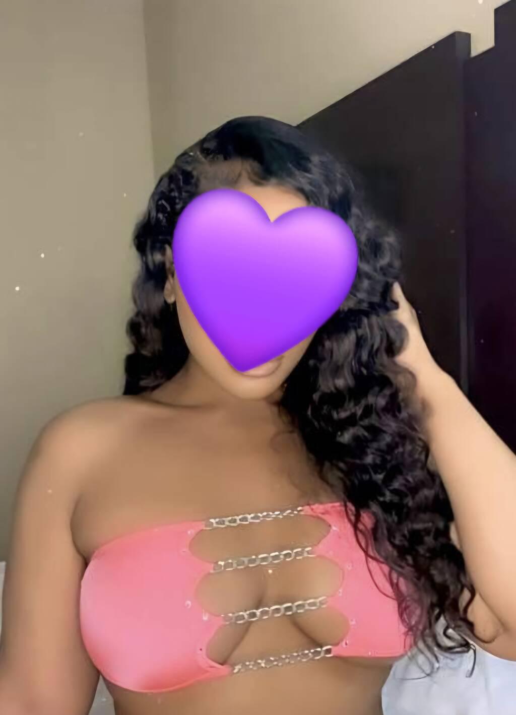 
                        Aisa
                     is Female Escorts. | Guelph | Ontario | Canada | scarletamour.com 