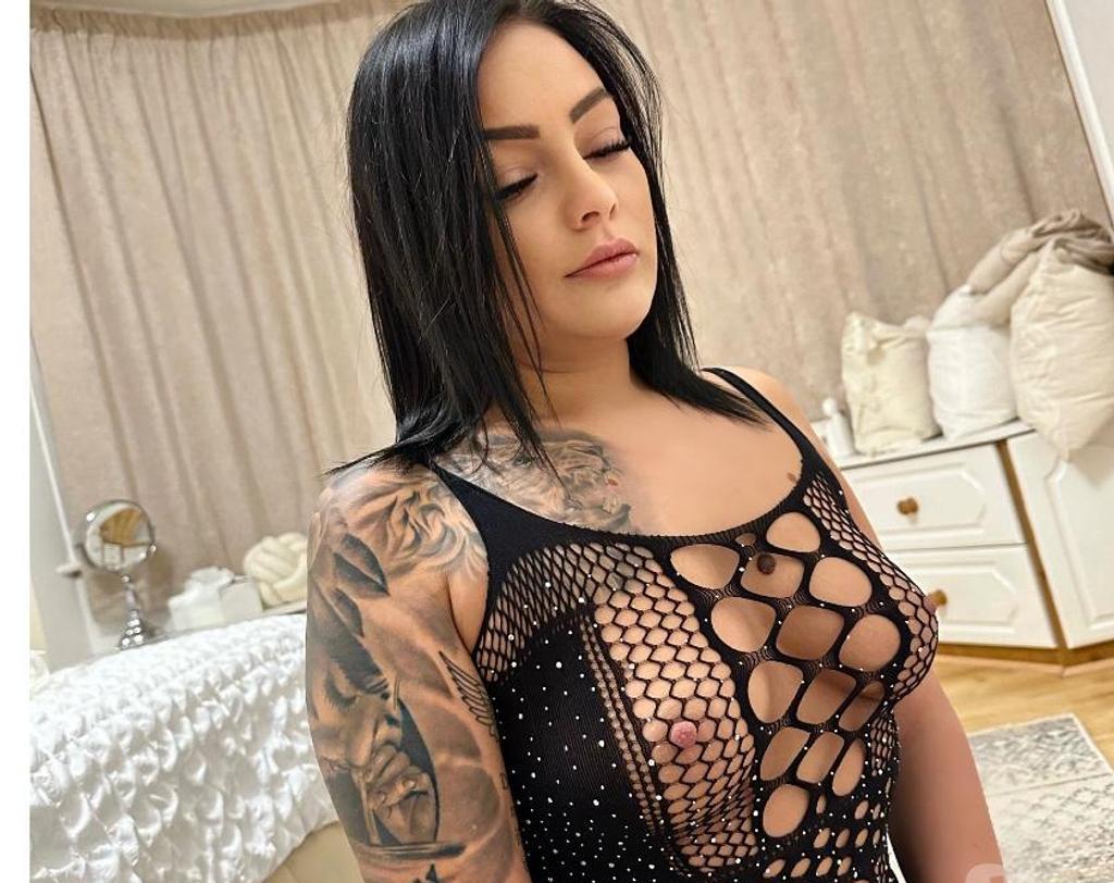  is Female Escorts. | Bath | United Kingdom | United Kingdom | scarletamour.com 