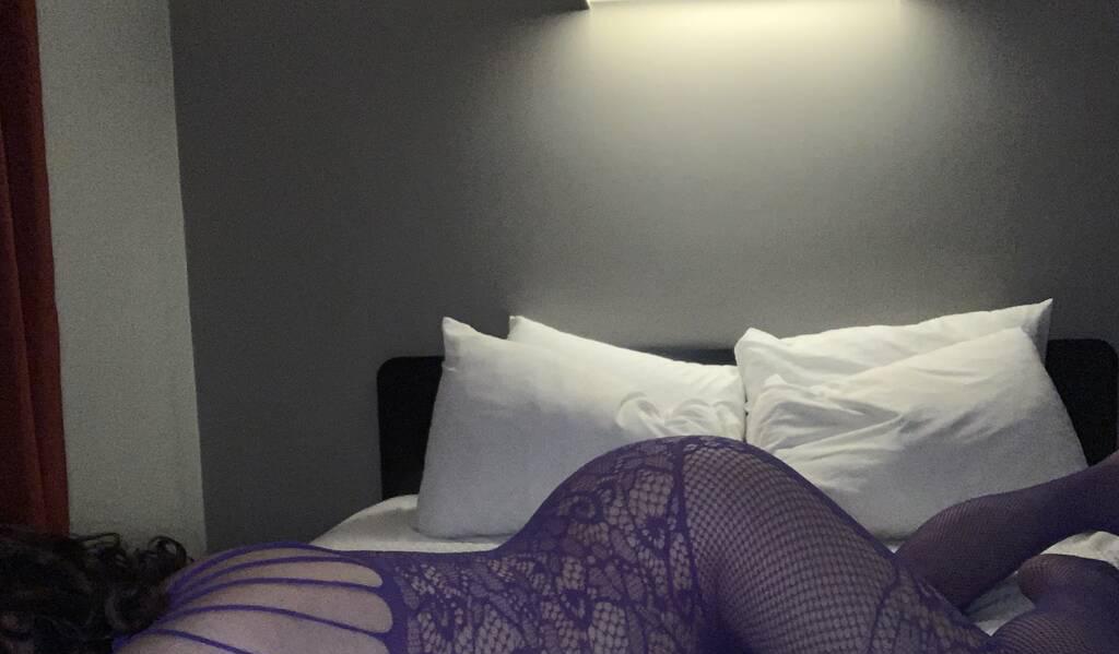 
                        Lizzet
                     is Female Escorts. | Kingston | Ontario | Canada | scarletamour.com 