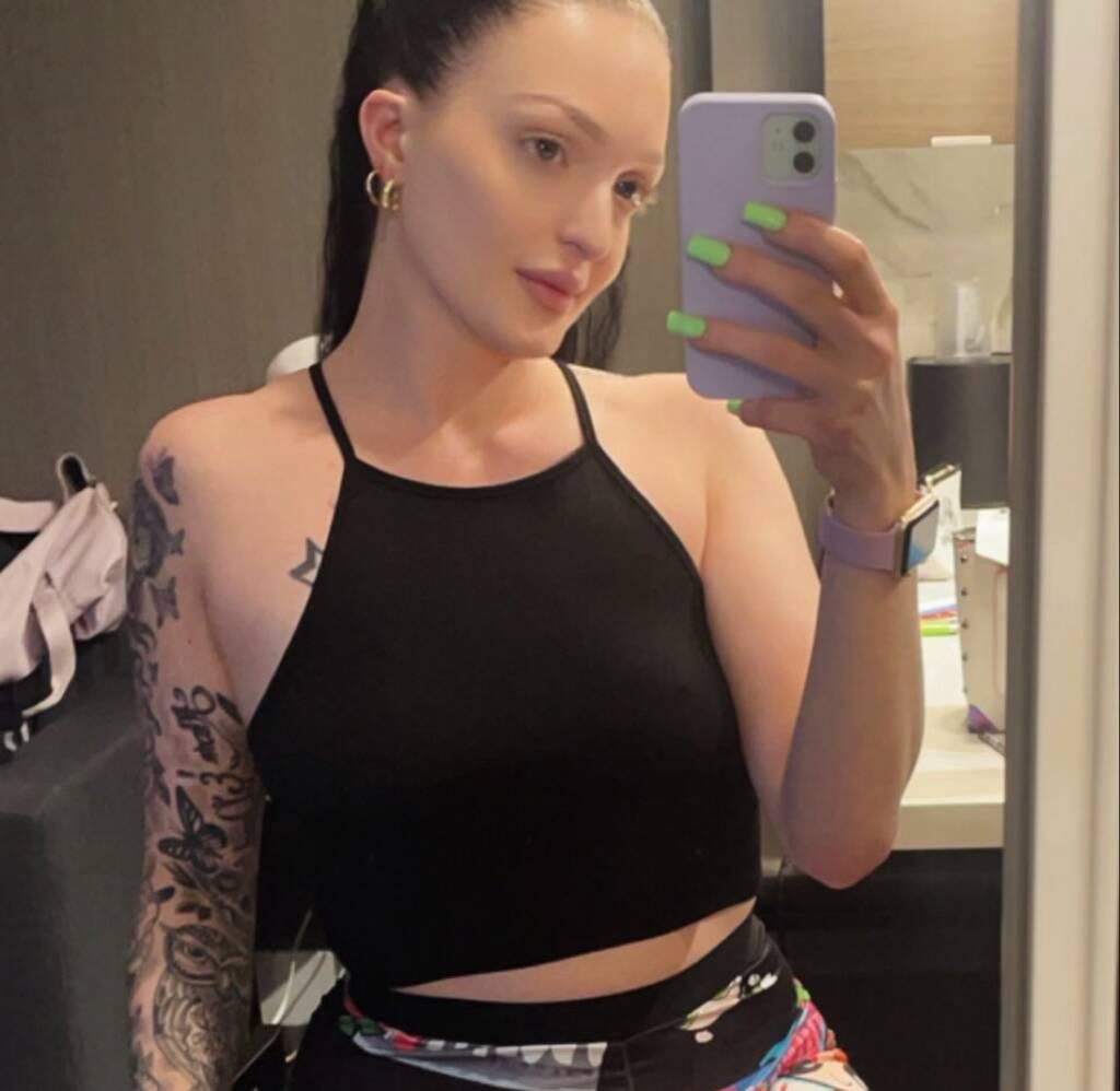 
                        H u rr I cane K h l o e
                     is Female Escorts. | Niagara | Ontario | Canada | scarletamour.com 