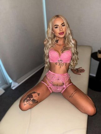 Cleo Cartier is Female Escorts. | Perth | Australia | Australia | scarletamour.com 