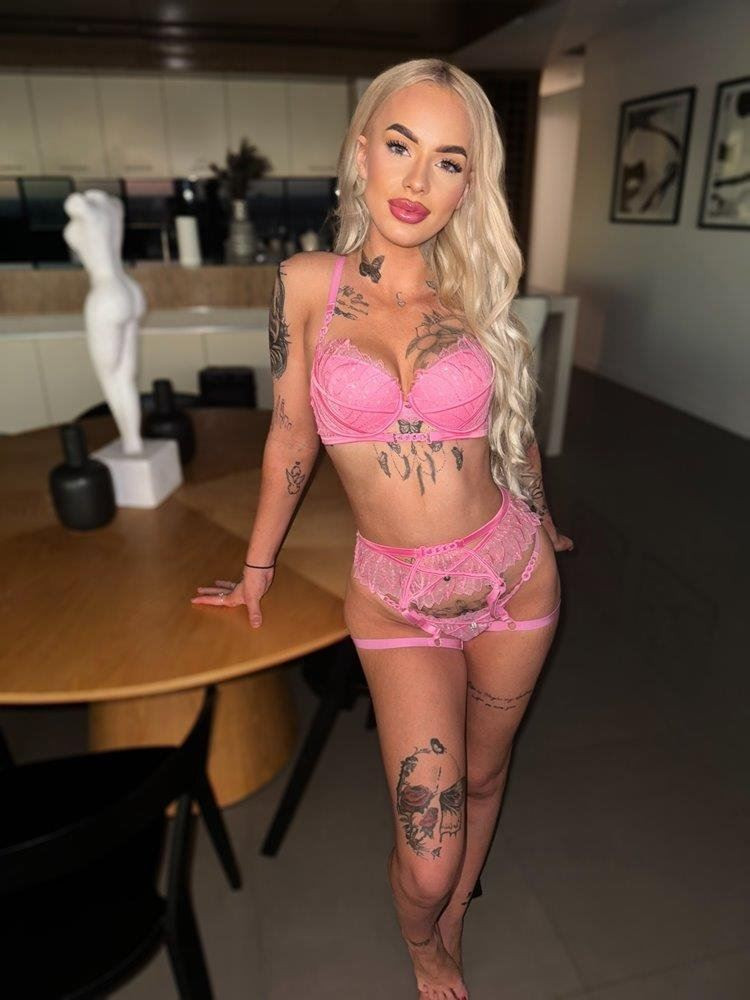 Cleo Cartier is Female Escorts. | Perth | Australia | Australia | scarletamour.com 