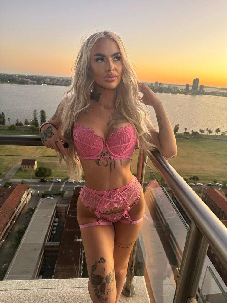 Cleo Cartier is Female Escorts. | Perth | Australia | Australia | scarletamour.com 