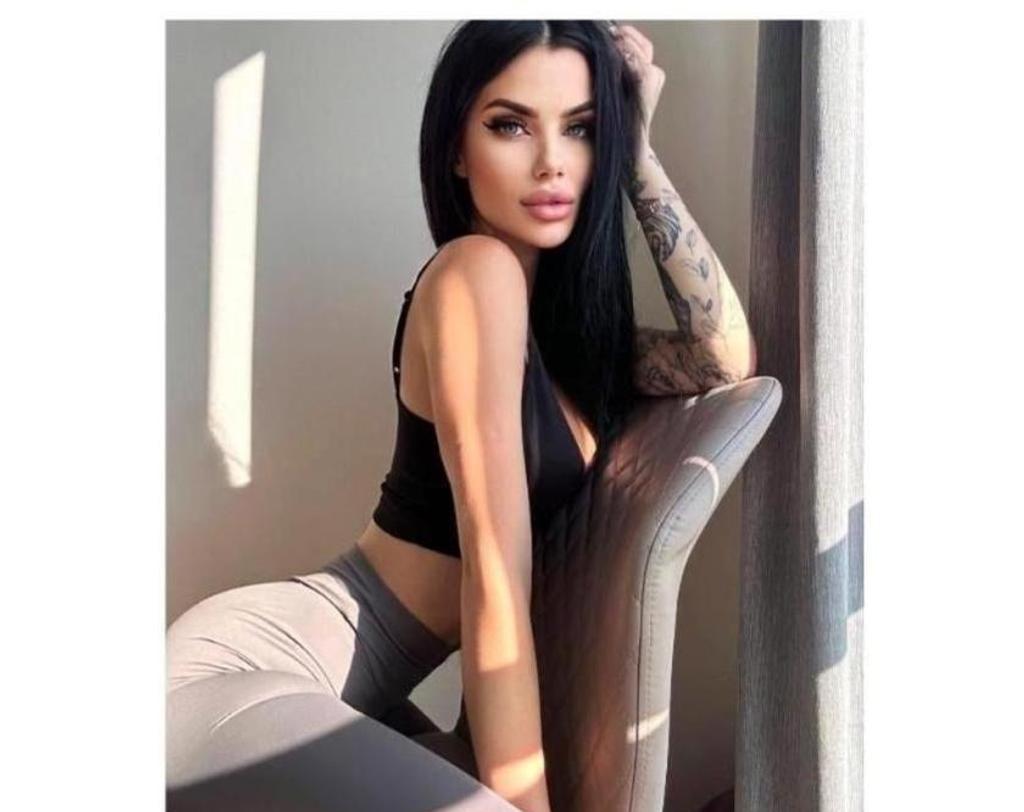  is Female Escorts. | Devon | United Kingdom | United Kingdom | scarletamour.com 