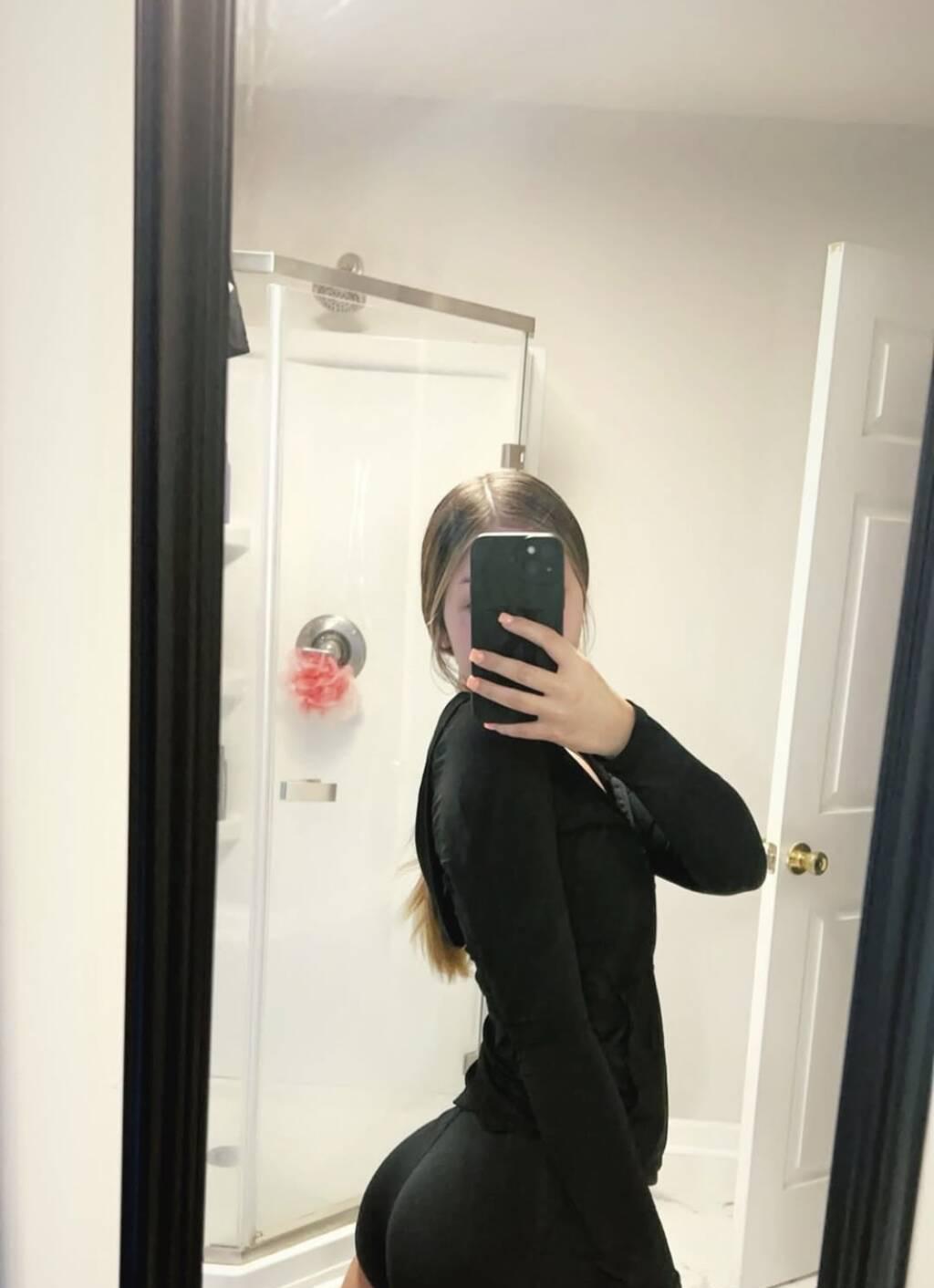 
                        Kim
                     is Female Escorts. | Niagara | Ontario | Canada | scarletamour.com 