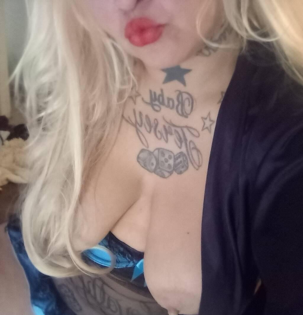 
                        Tia250*552*3594
                     is Female Escorts. | Prince George | British Columbia | Canada | scarletamour.com 