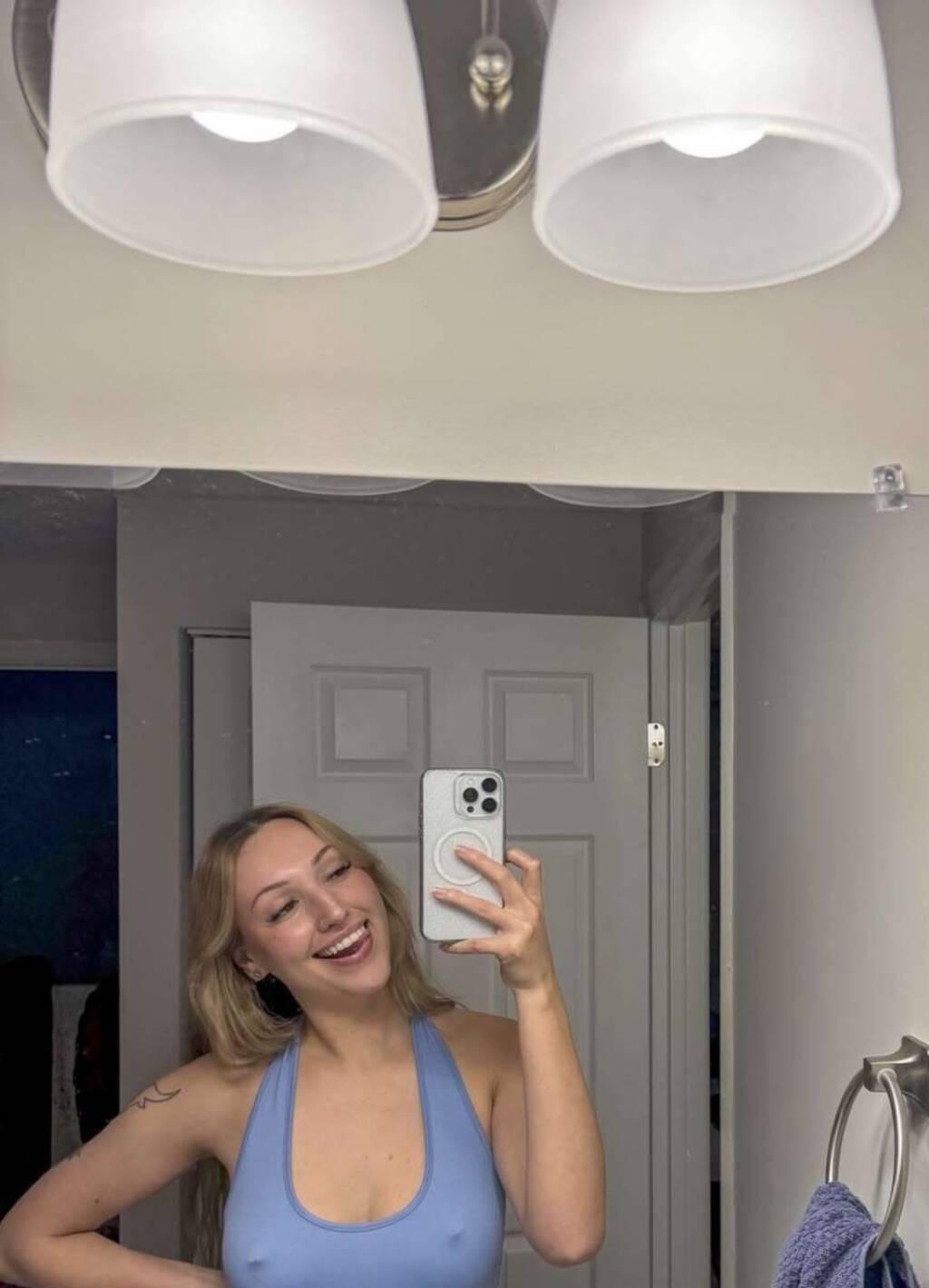 
                        Kim
                     is Female Escorts. | Saskatoon | Saskatchewan | Canada | scarletamour.com 