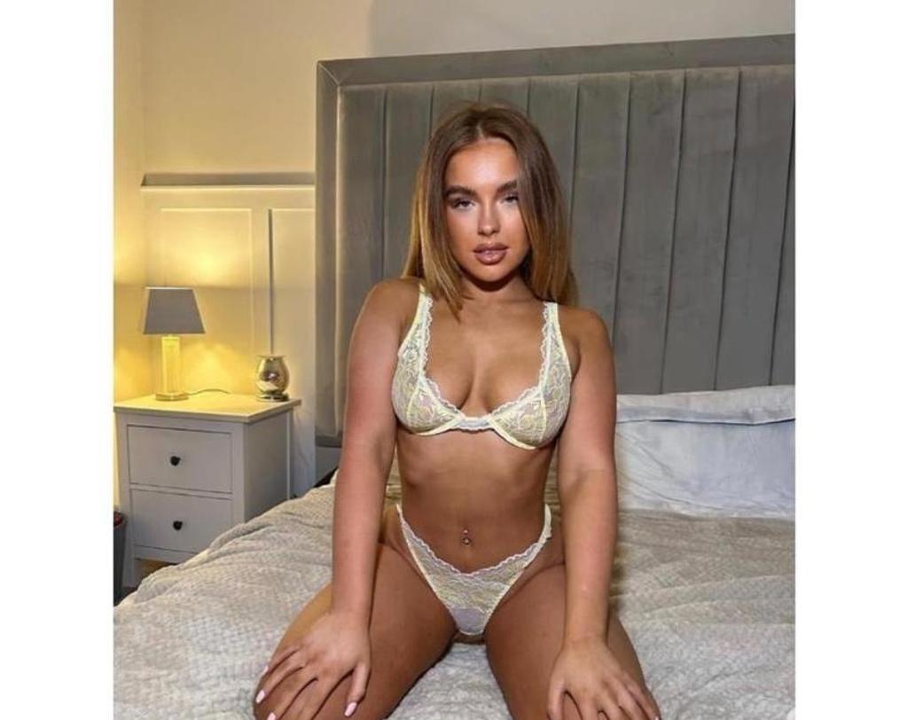  is Female Escorts. | Manchester | United Kingdom | United Kingdom | scarletamour.com 