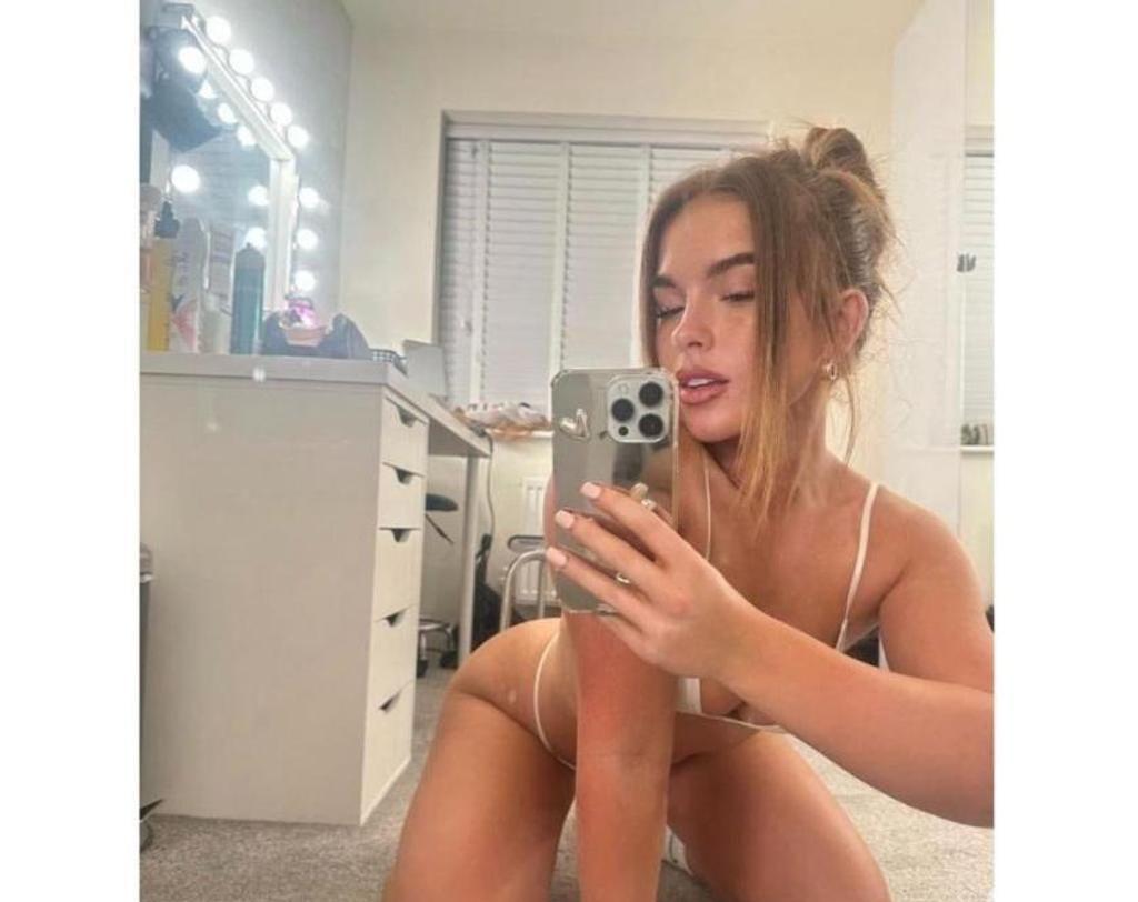  is Female Escorts. | Manchester | United Kingdom | United Kingdom | scarletamour.com 