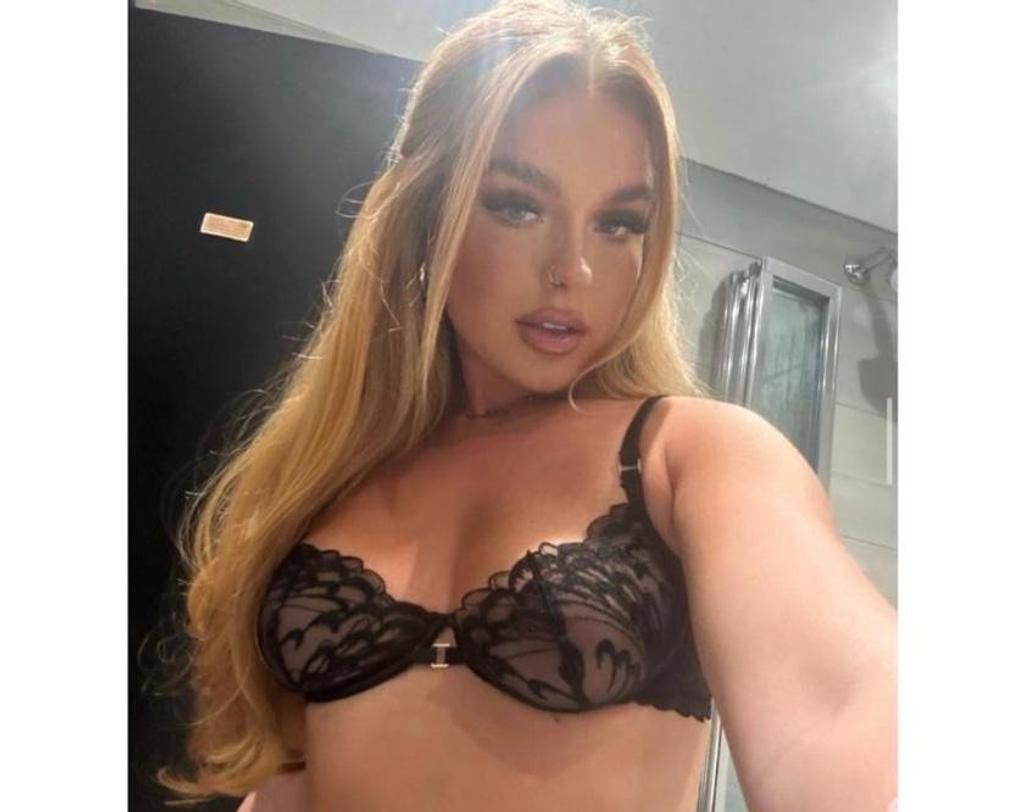  is Female Escorts. | Manchester | United Kingdom | United Kingdom | scarletamour.com 