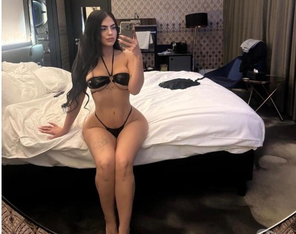  is Female Escorts. | Aberdeen | United Kingdom | United Kingdom | scarletamour.com 