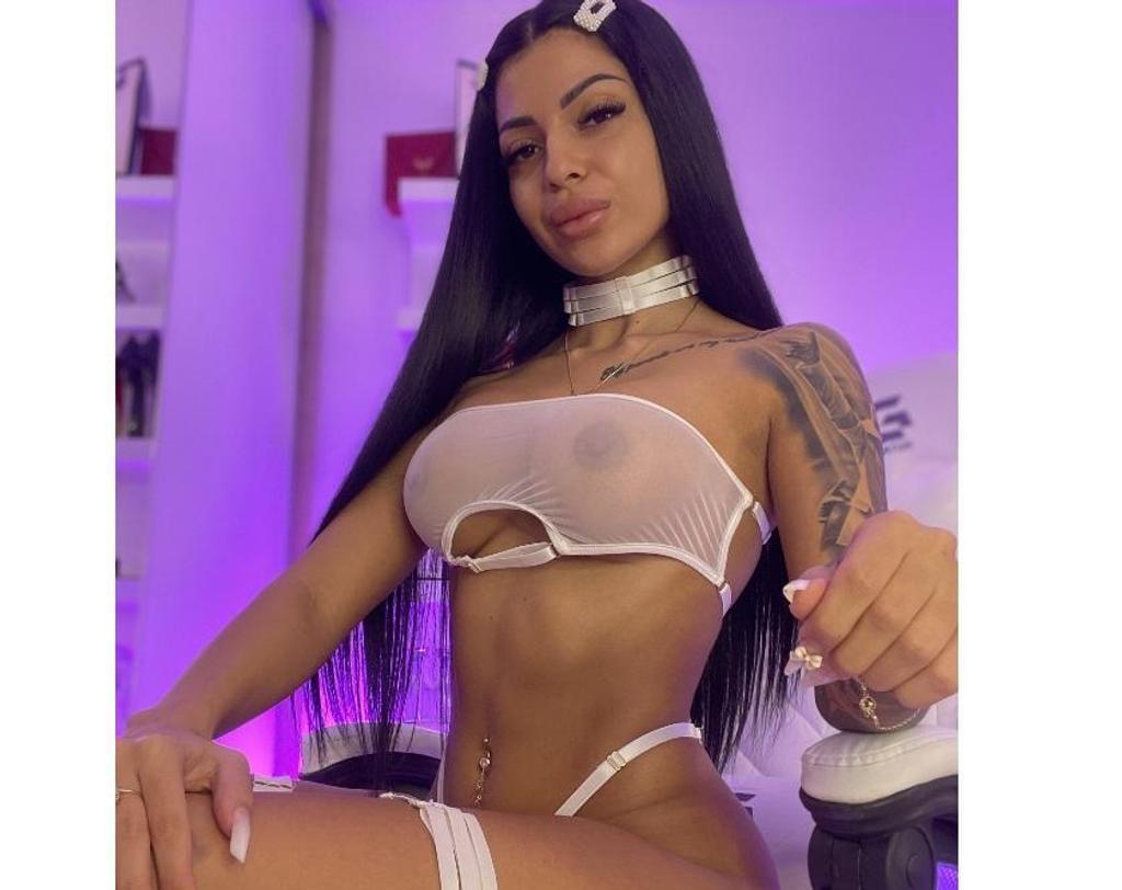  is Female Escorts. | Bath | United Kingdom | United Kingdom | scarletamour.com 