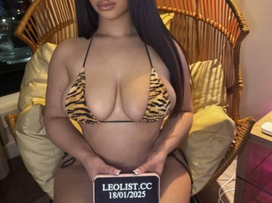 
                        Selah
                     is Female Escorts. | Hamilton | Ontario | Canada | scarletamour.com 