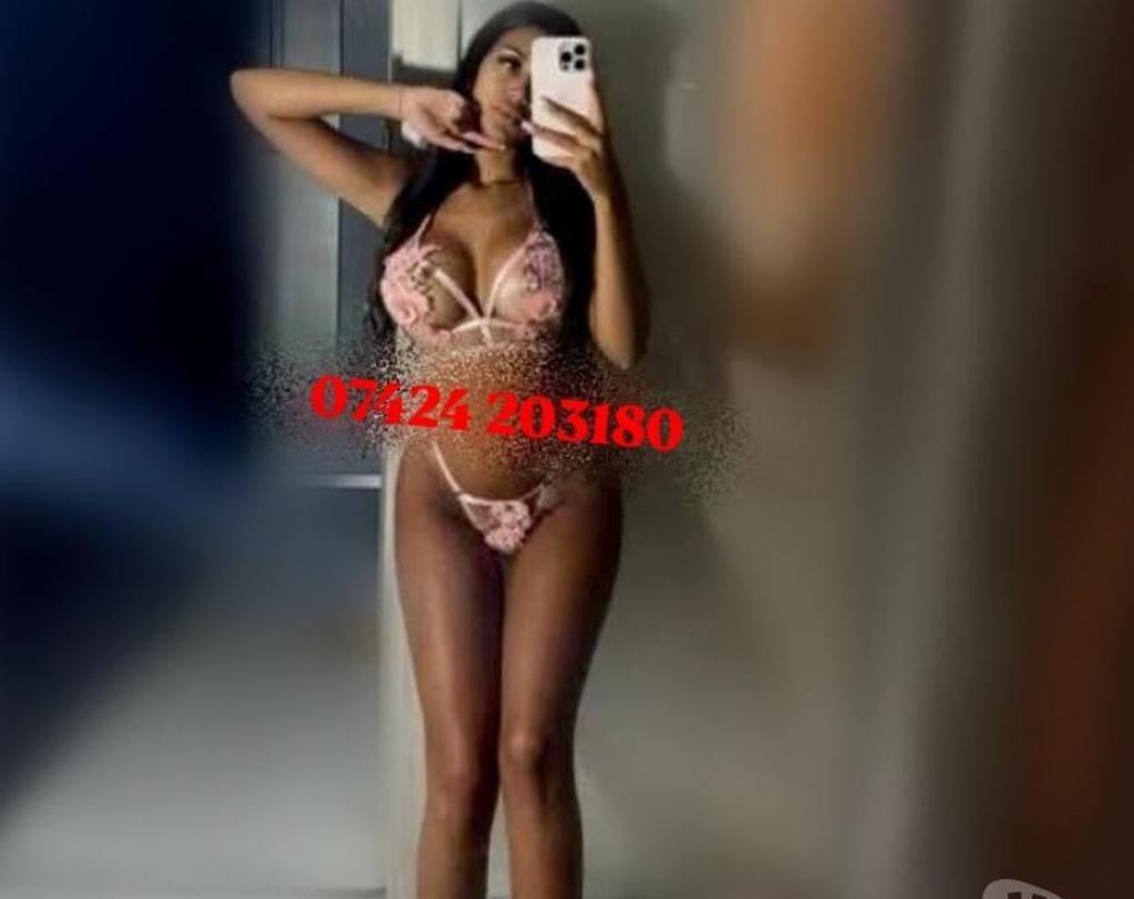  is Female Escorts. | East Midlands | United Kingdom | United Kingdom | scarletamour.com 