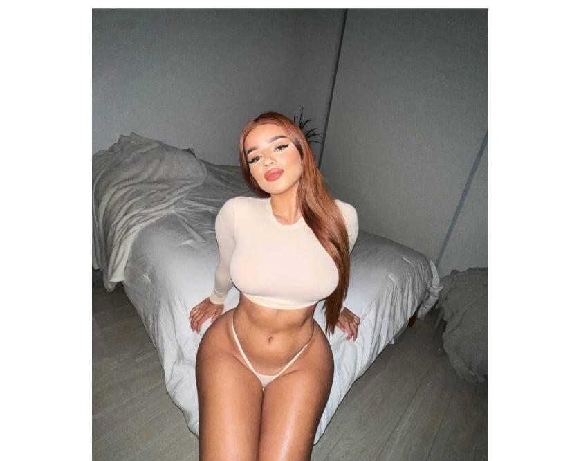  is Female Escorts. | East Midlands | United Kingdom | United Kingdom | scarletamour.com 