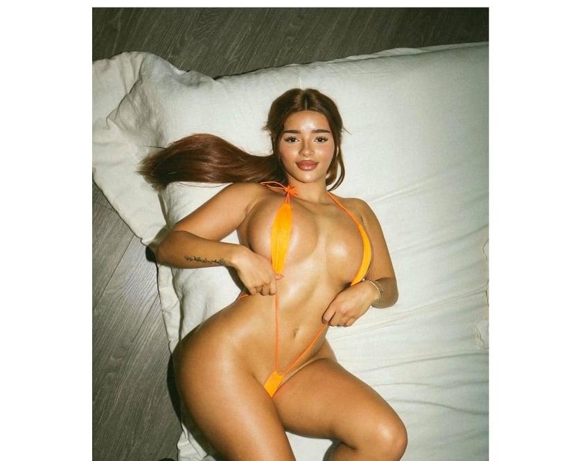  is Female Escorts. | East Midlands | United Kingdom | United Kingdom | scarletamour.com 