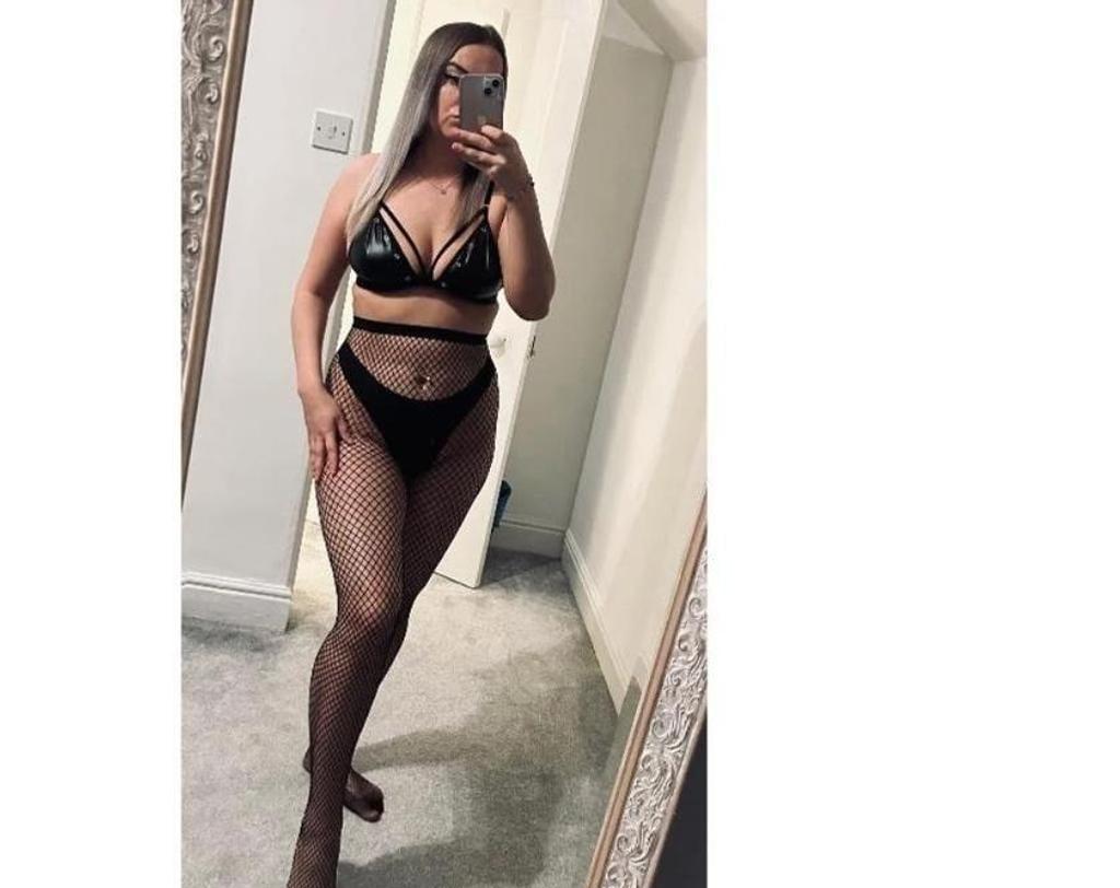  is Female Escorts. | East Midlands | United Kingdom | United Kingdom | scarletamour.com 