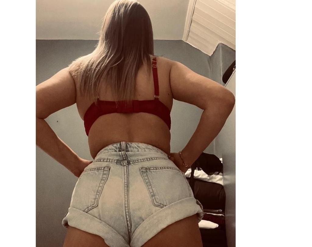  is Female Escorts. | East Midlands | United Kingdom | United Kingdom | scarletamour.com 