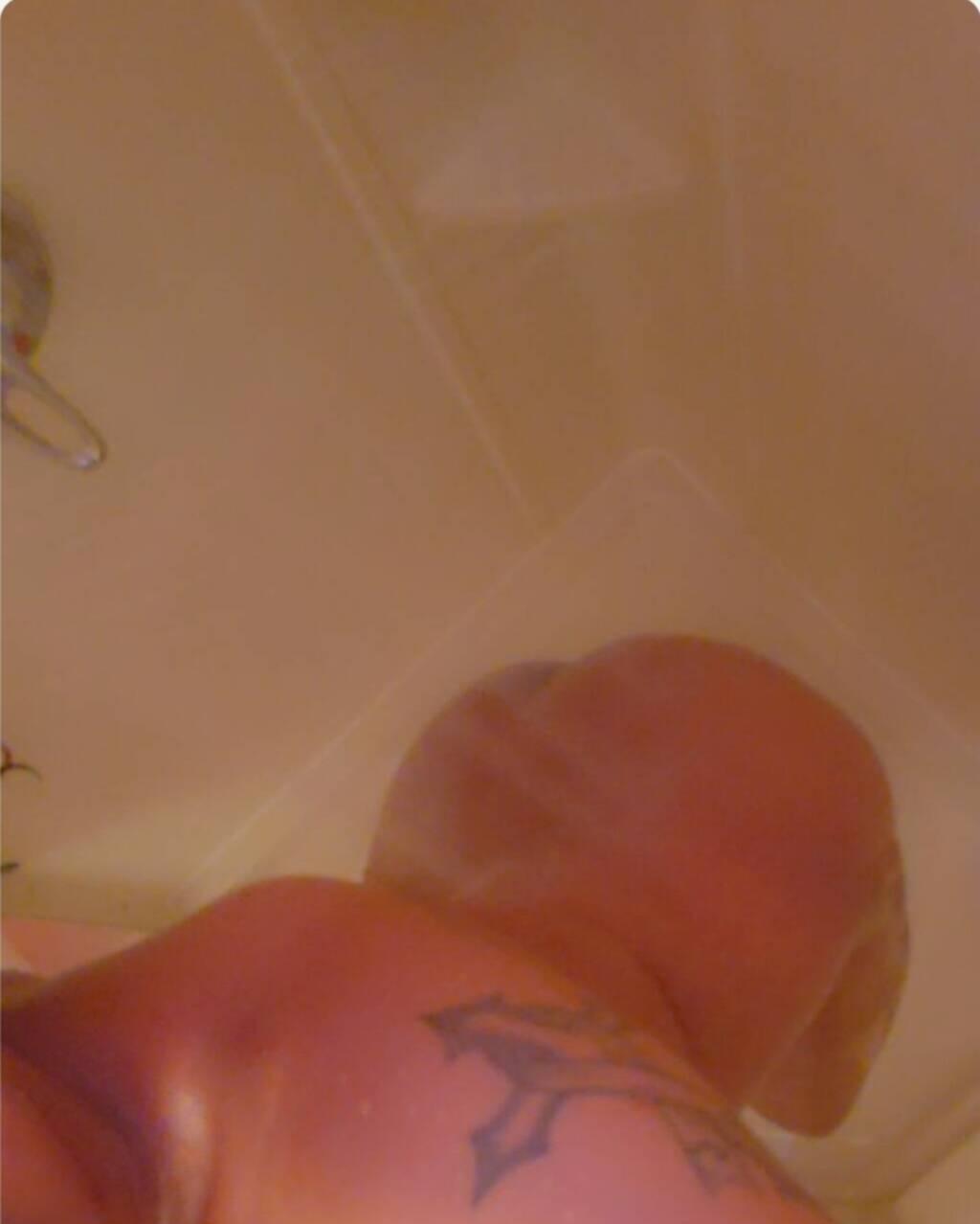 
                        Nina
                     is Female Escorts. | Sherbrooke | Quebec | Canada | scarletamour.com 