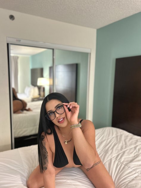  is Female Escorts. | Tampa | Florida | United States | scarletamour.com 