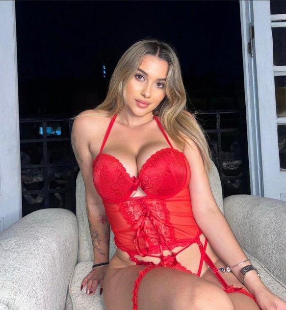  is Female Escorts. | seattle | Washington | United States | scarletamour.com 