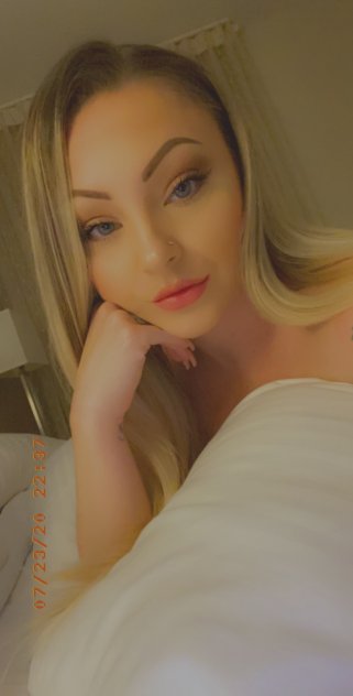  is Female Escorts. | Phoenix | Arizona | United States | scarletamour.com 