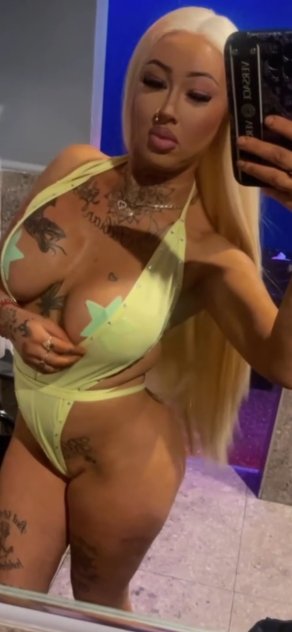  is Female Escorts. | Phoenix | Arizona | United States | scarletamour.com 